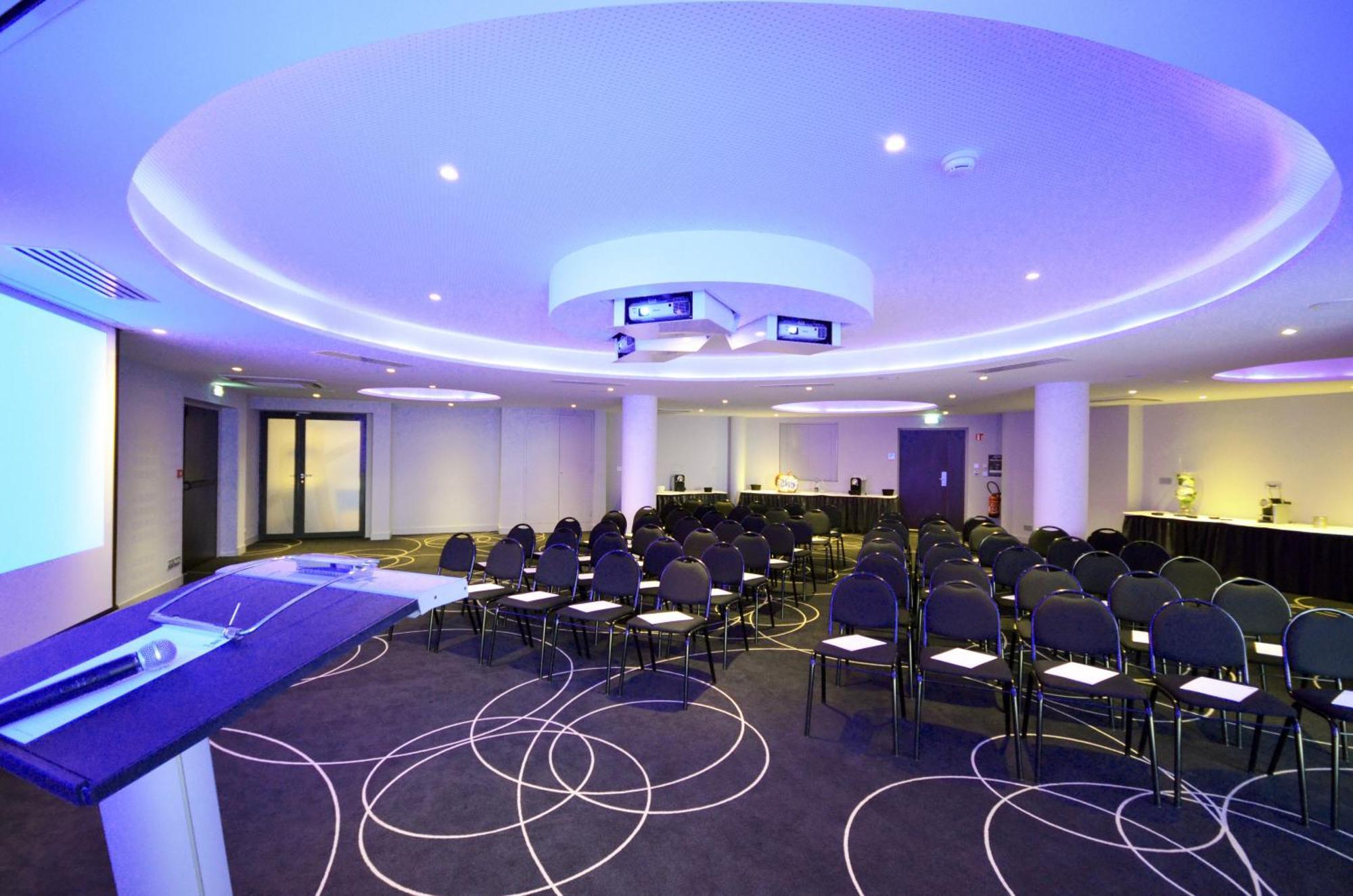 Holiday Inn Dijon Toison D'Or By Ihg Exterior foto