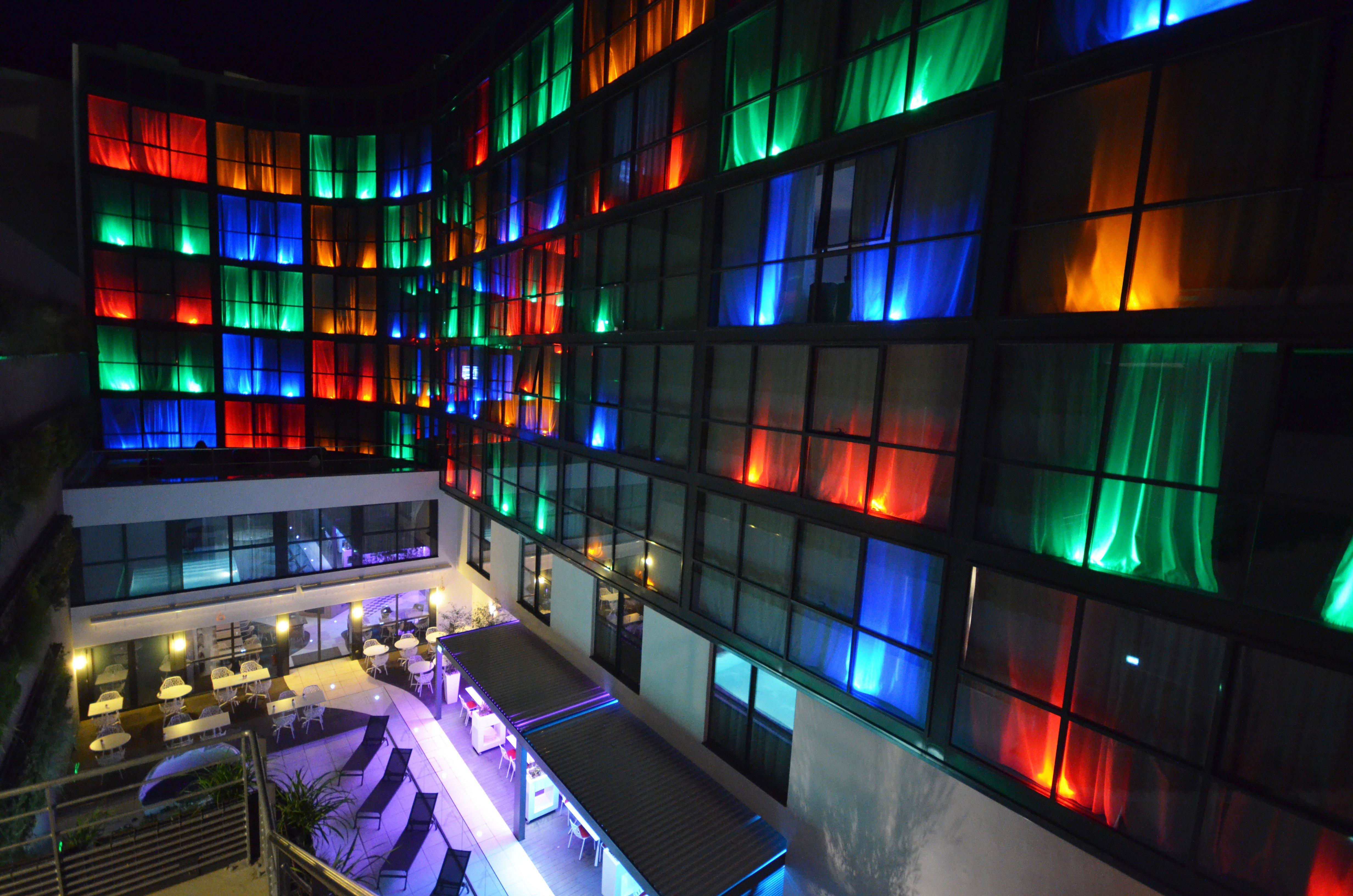Holiday Inn Dijon Toison D'Or By Ihg Exterior foto