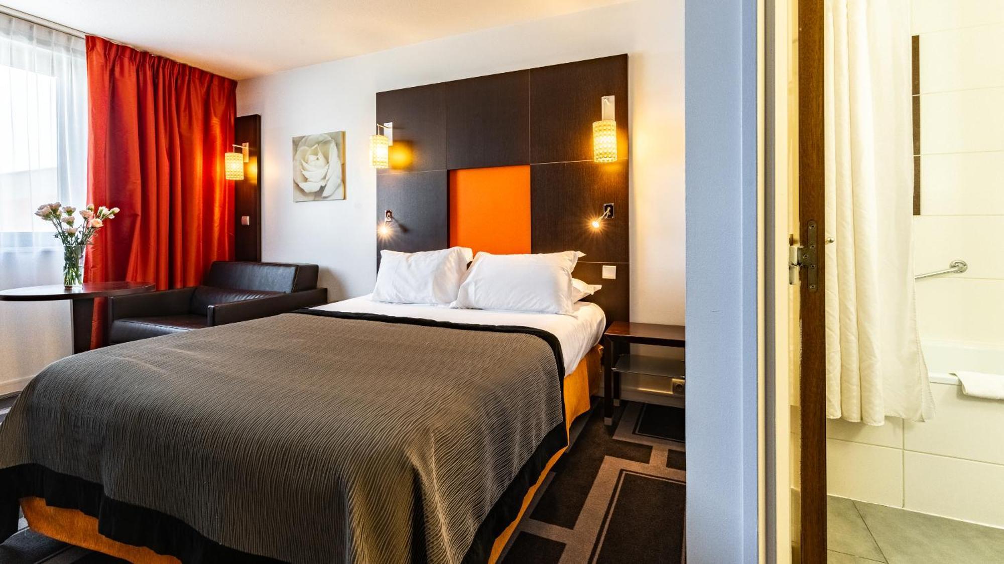 Holiday Inn Dijon Toison D'Or By Ihg Exterior foto
