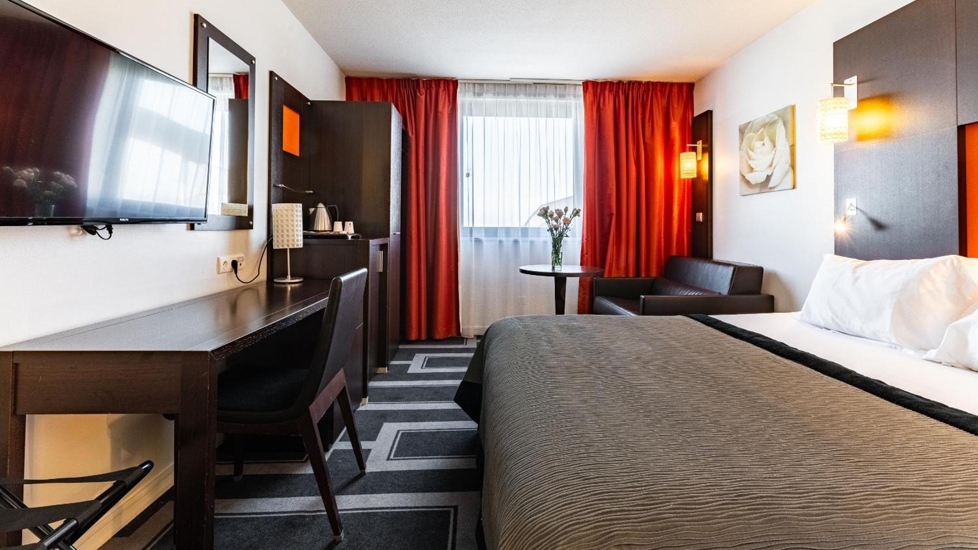 Holiday Inn Dijon Toison D'Or By Ihg Exterior foto