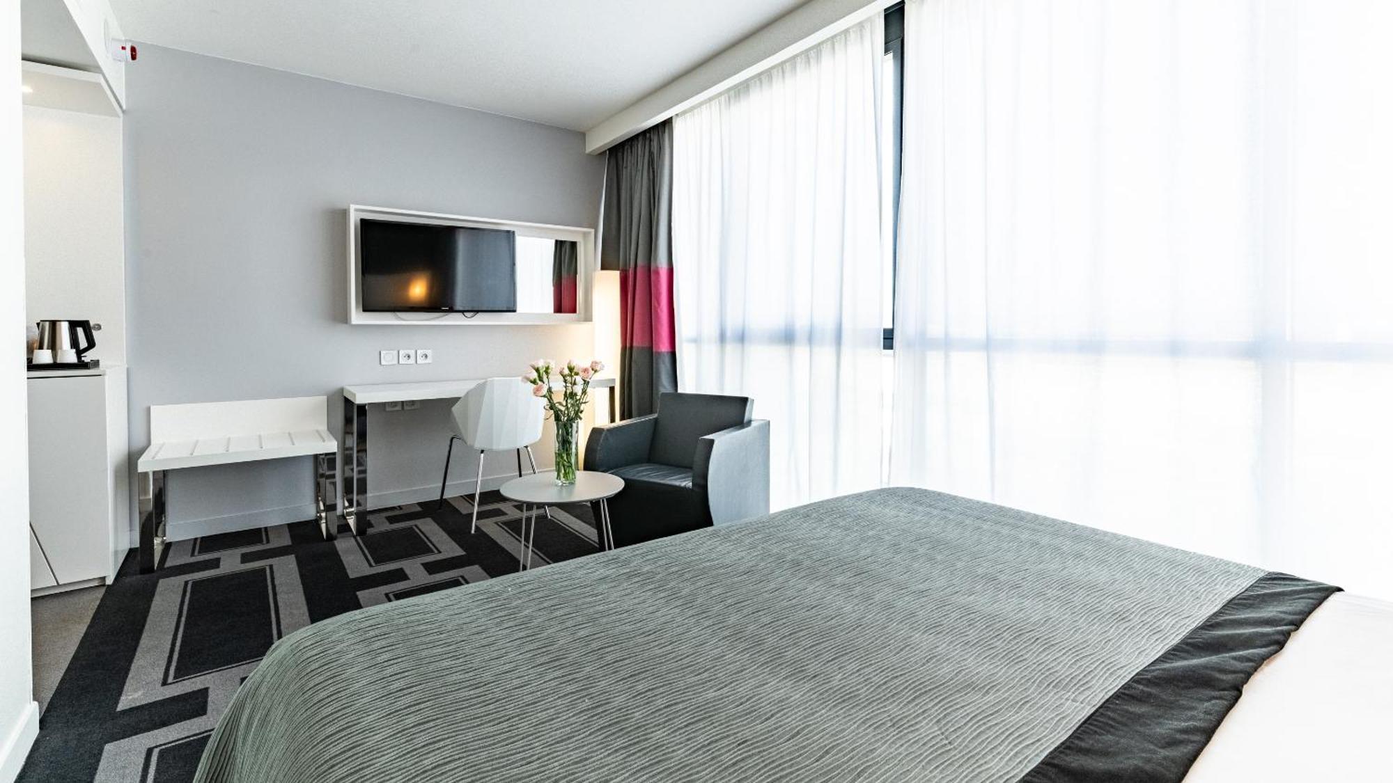 Holiday Inn Dijon Toison D'Or By Ihg Exterior foto