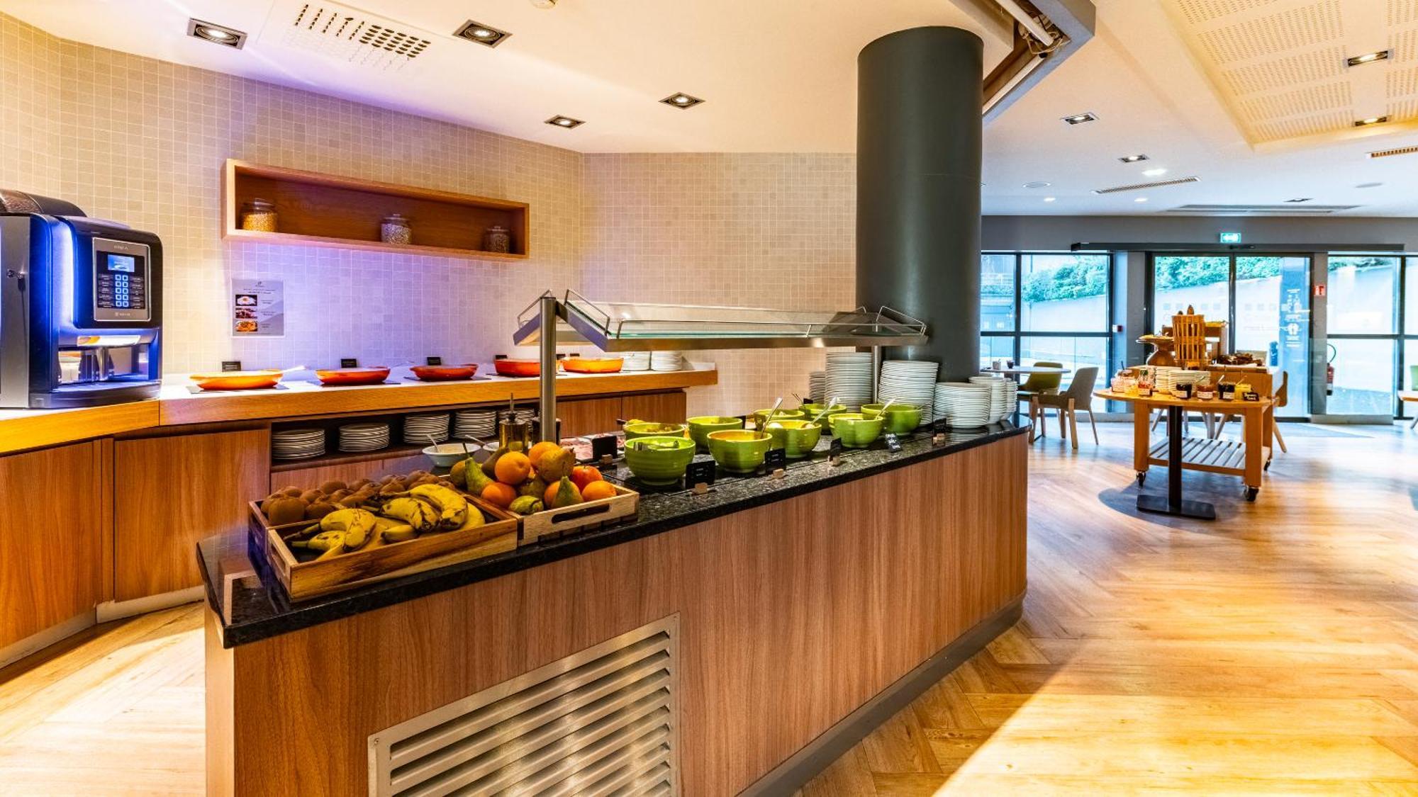 Holiday Inn Dijon Toison D'Or By Ihg Exterior foto